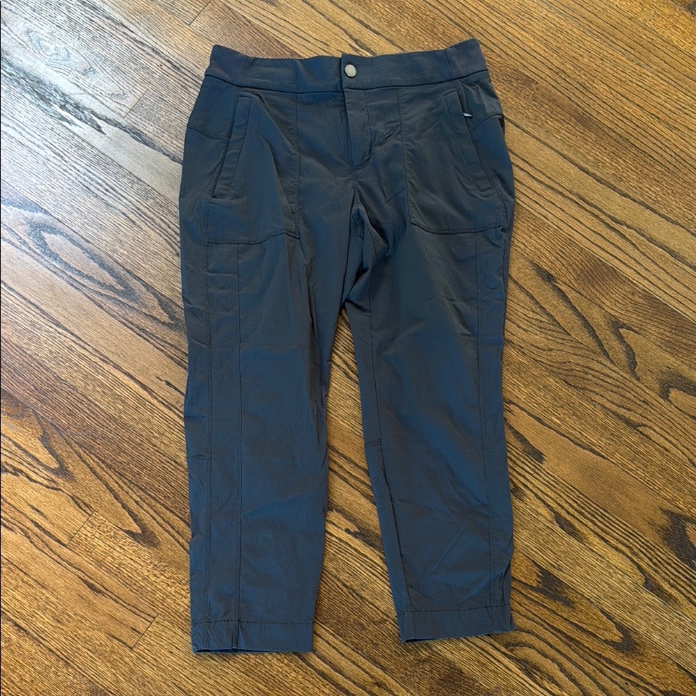B7 Athleta Women’s 10 Dark Gray Track Pants